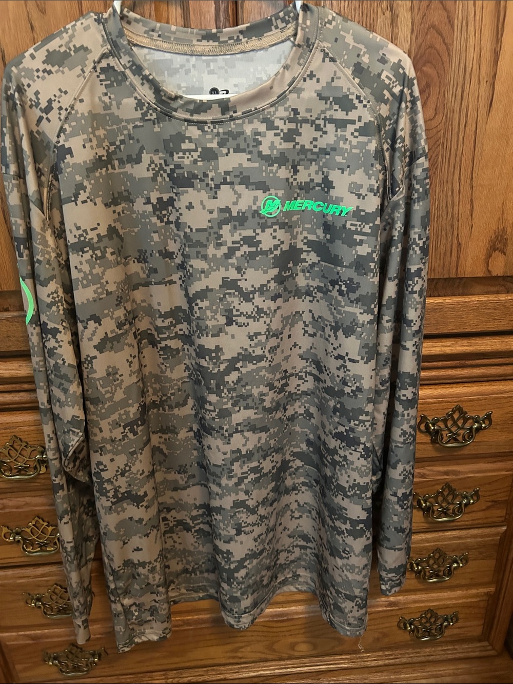 Men's Mercury Digital Camo Long-Sleeve Performance Shirt - Tan-Green